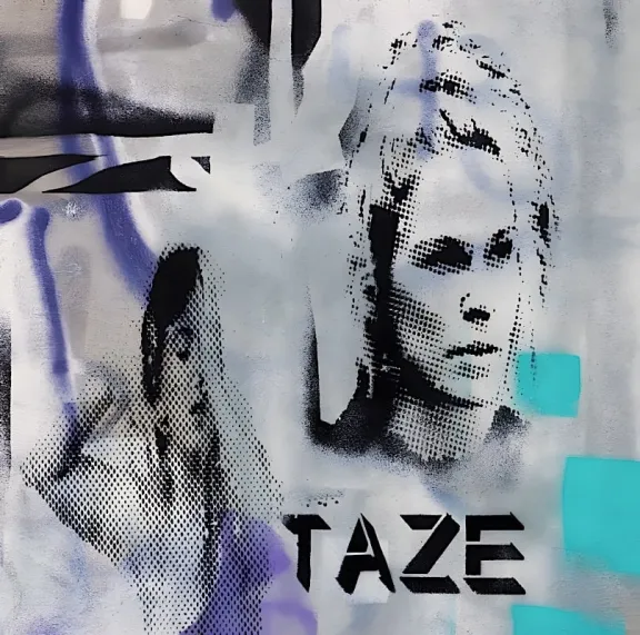 Taze two females ph TXMX